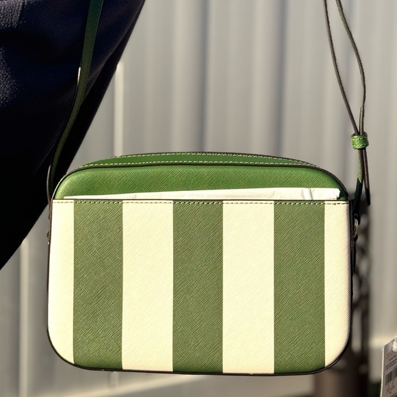 Michael Kors Large EW Crossbody Bag Fern Green Multi - Picture 4 of 8